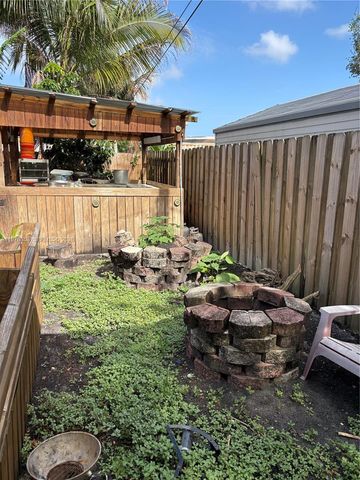 5632 Hayes Street, Hollywood, FL 33021
