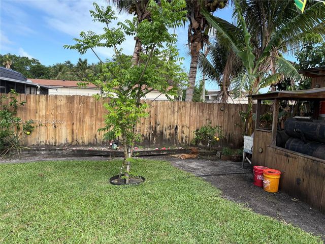 5632 Hayes Street, Hollywood, FL 33021
