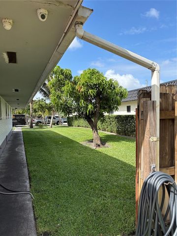 5632 Hayes Street, Hollywood, FL 33021