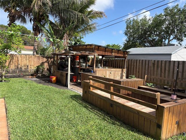 5632 Hayes Street, Hollywood, FL 33021