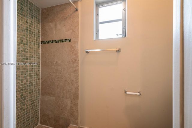 5632 Hayes Street, Hollywood, FL 33021