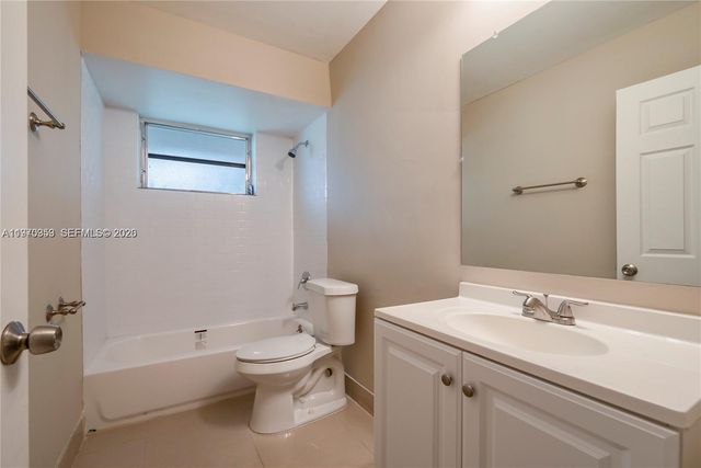5632 Hayes Street, Hollywood, FL 33021