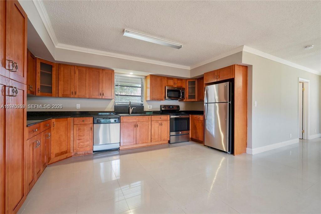 5632 Hayes Street, Hollywood, FL 33021