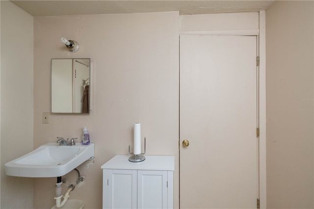 1722 N Gregg Avenue, Fayetteville, AR 72703