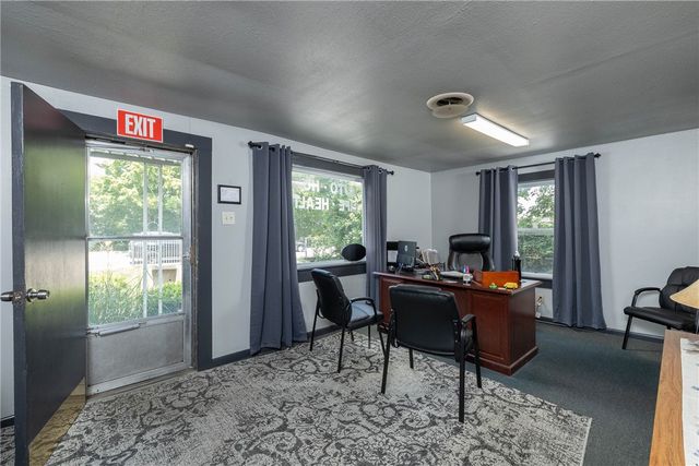 1722 N Gregg Avenue, Fayetteville, AR 72703