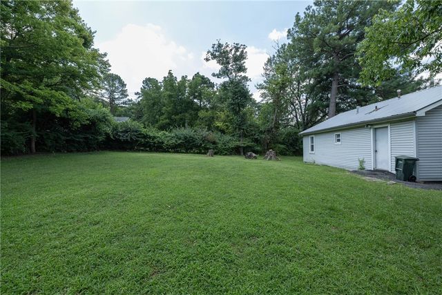 1722 N Gregg Avenue, Fayetteville, AR 72703