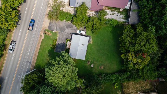 1722 N Gregg Avenue, Fayetteville, AR 72703