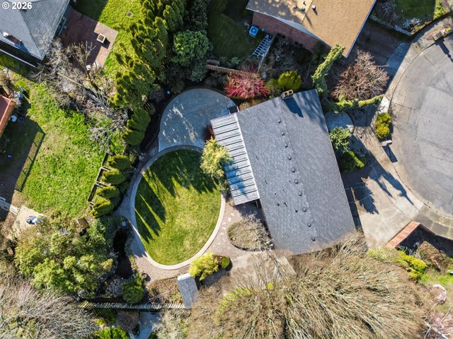 820 Ne 168TH Pl, Portland, OR 97230