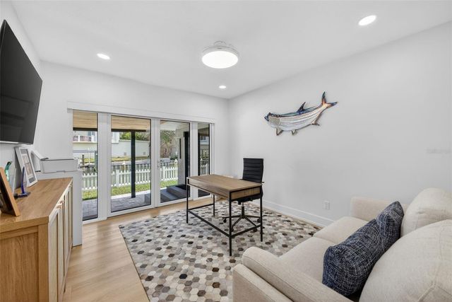 1866 VENETIAN POINT DRIVE, Clearwater, FL 33755