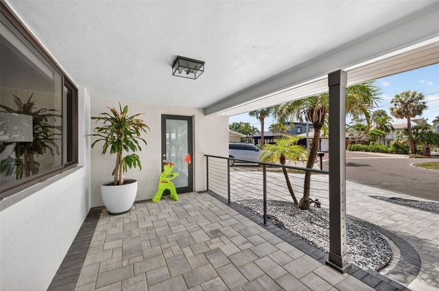 1866 VENETIAN POINT DRIVE, Clearwater, FL 33755