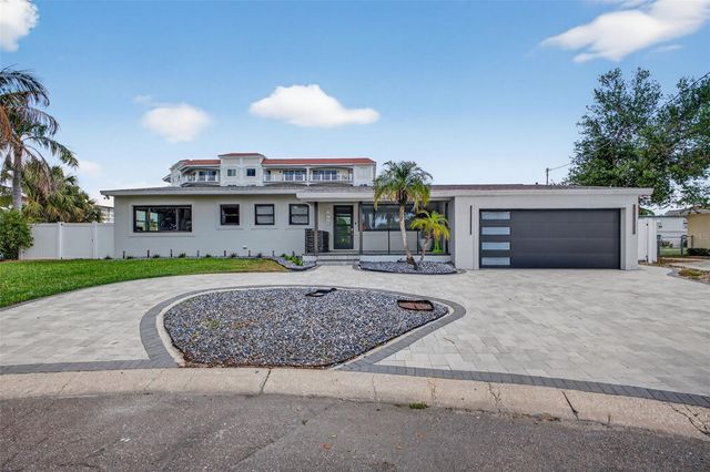 1866 VENETIAN POINT DRIVE, Clearwater, FL 33755