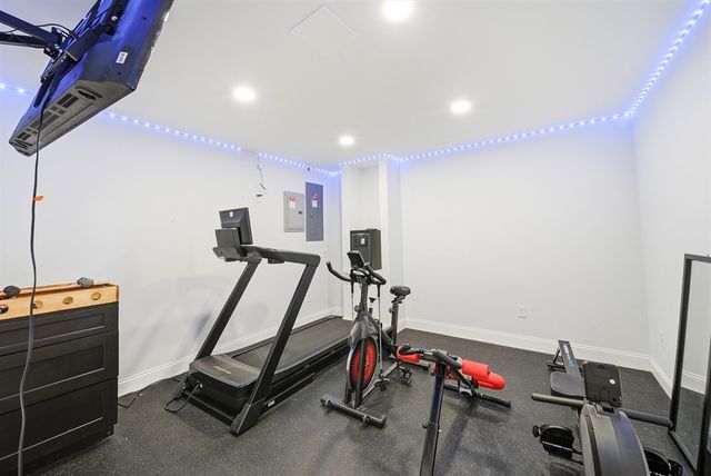 5 Nottingham Cir, Swansea, MA 02777