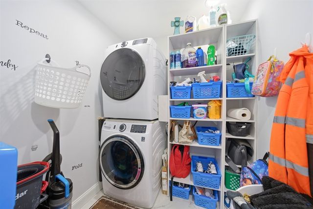 5 Nottingham Cir, Swansea, MA 02777