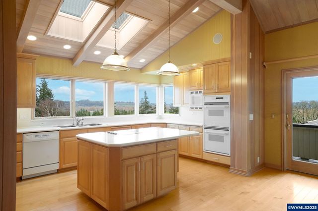 3485 Cherokee Dr S, Salem, OR 97302