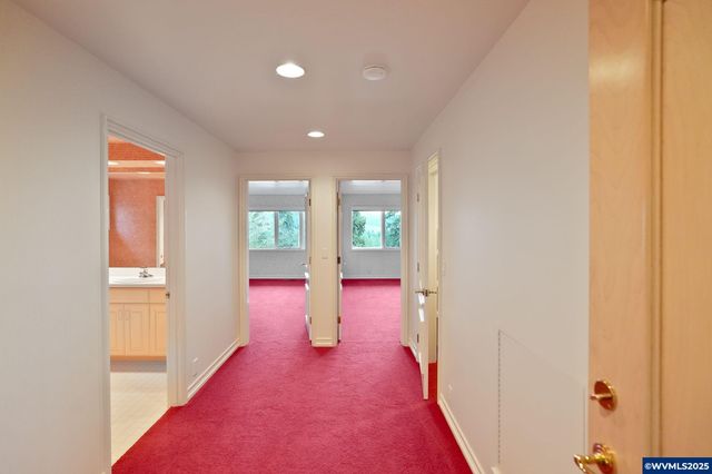 3485 Cherokee Dr S, Salem, OR 97302