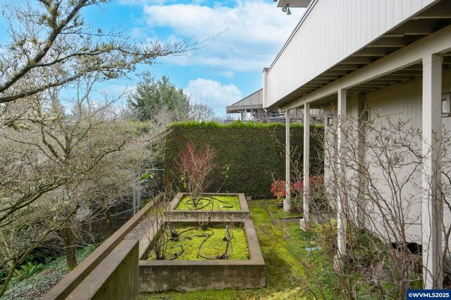 3485 Cherokee Dr S, Salem, OR 97302