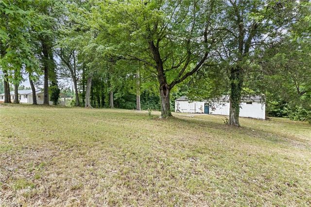 426 Fitch Drive, Mebane, NC 27302