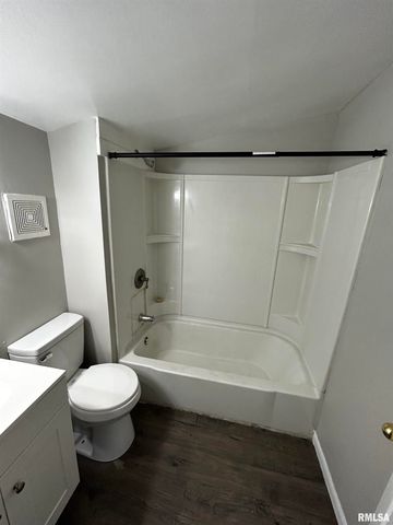 1020 E KANSAS Avenue, Peoria, IL 61603