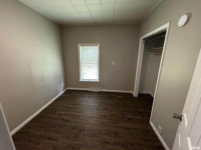 1020 E KANSAS Avenue, Peoria, IL 61603