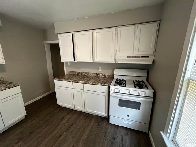 1020 E KANSAS Avenue, Peoria, IL 61603