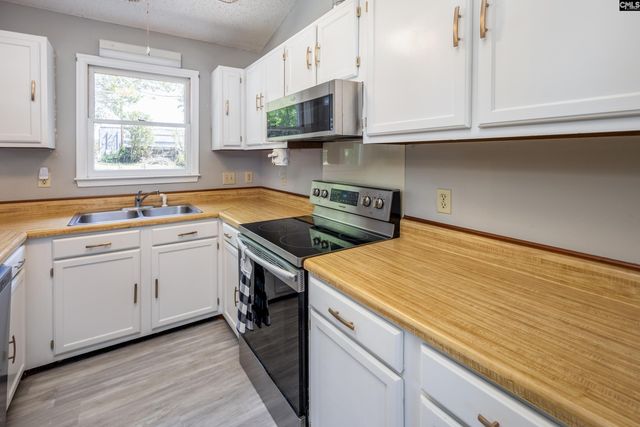 1426 B Avenue, West Columbia, SC 29169