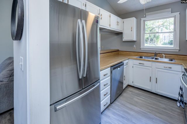 1426 B Avenue, West Columbia, SC 29169