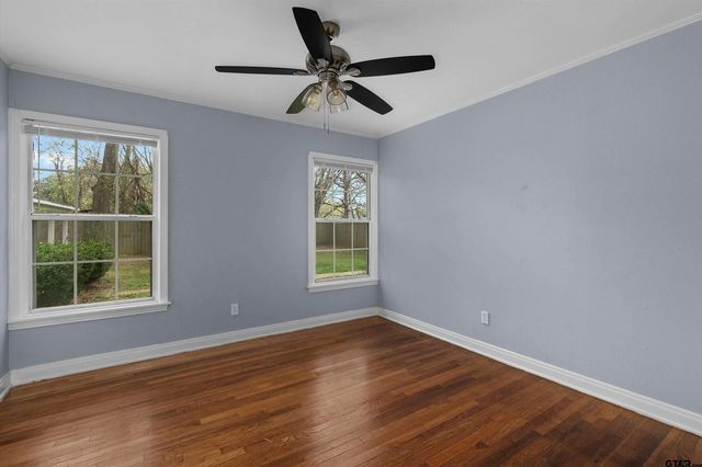 2809 S Broadway, Kilgore, TX 75662