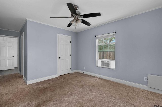 2809 S Broadway, Kilgore, TX 75662