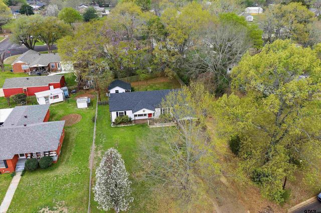 2809 S Broadway, Kilgore, TX 75662