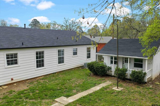 2809 S Broadway, Kilgore, TX 75662