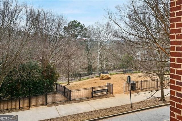 745 Fountainhead Lane NE 126, Atlanta, GA 30324