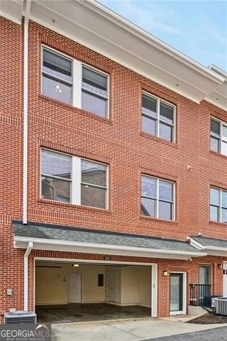 745 Fountainhead Lane NE 126, Atlanta, GA 30324