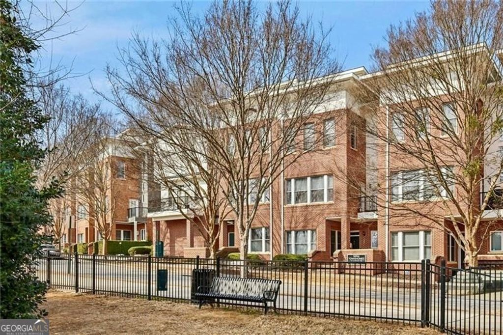 745 Fountainhead Lane NE 126, Atlanta, GA 30324