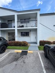 18224 Mediterranean Blvd 2-17, Miami, FL 33015