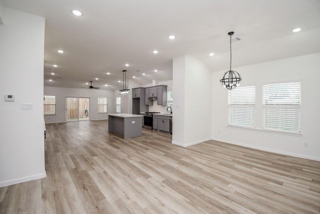 2139 Counter Point Drive, Houston, TX 77055