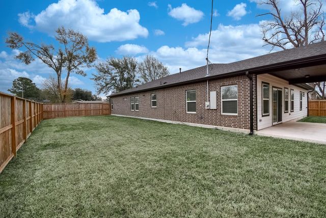 2139 Counter Point Drive, Houston, TX 77055