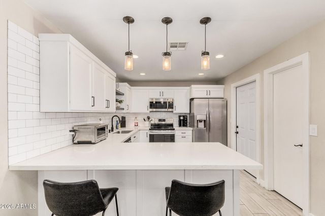 2418 E VILLA MARIA Drive, Phoenix, AZ 85032