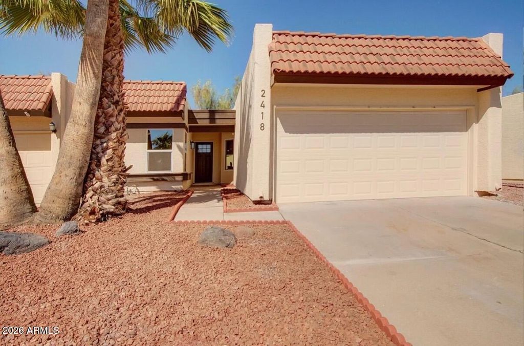 2418 E VILLA MARIA Drive, Phoenix, AZ 85032