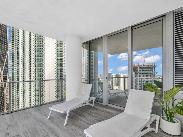 851 NE 1st Ave 3201, Miami, FL 33132