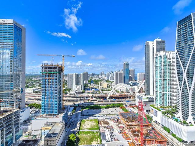 851 NE 1st Ave 3201, Miami, FL 33132