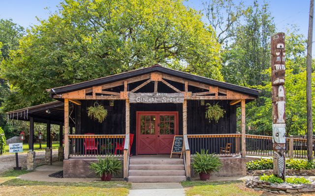 299 Natural Bridge Park Rd, Waynesboro, TN 38485