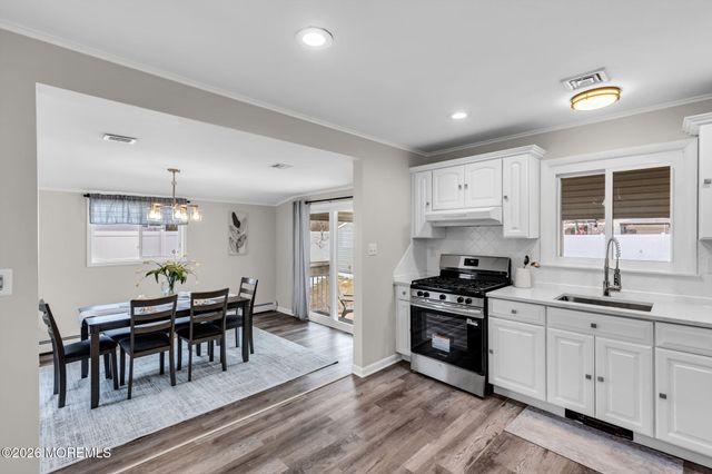 201 Summit Avenue, Belford, NJ 07718