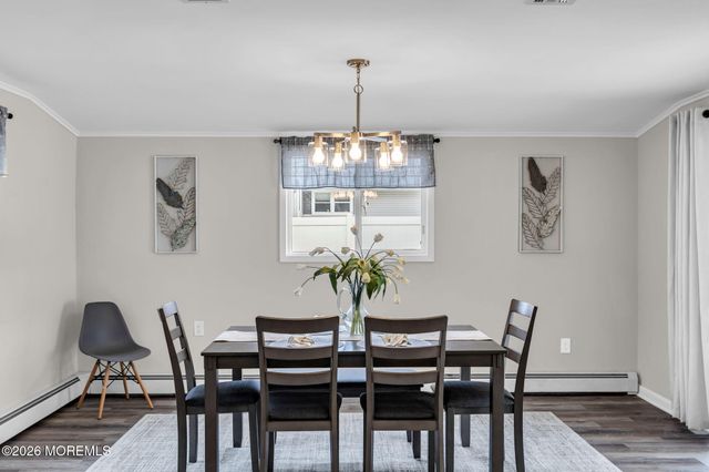 201 Summit Avenue, Belford, NJ 07718