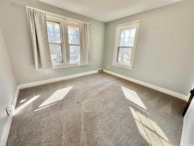 326 Arcadia Court, Fort Wayne, IN 46807