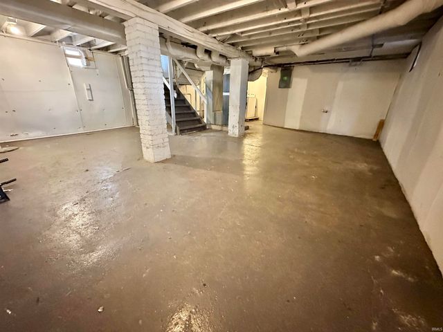 326 Arcadia Court, Fort Wayne, IN 46807