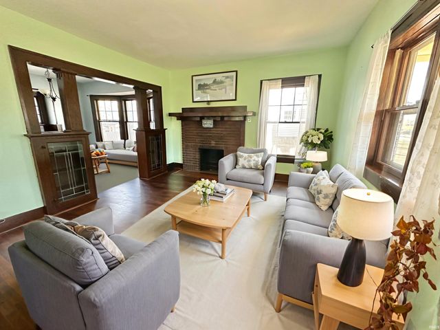 326 Arcadia Court, Fort Wayne, IN 46807