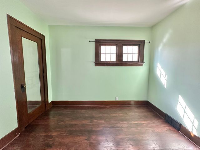 326 Arcadia Court, Fort Wayne, IN 46807