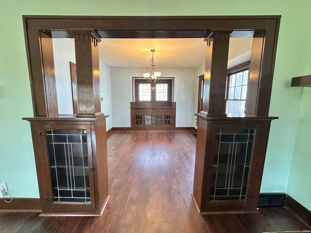 326 Arcadia Court, Fort Wayne, IN 46807