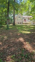 143 Hartwood Drive, Woodstock, GA 30189