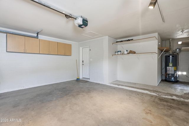 2914 E CACTUS Road, Phoenix, AZ 85032
